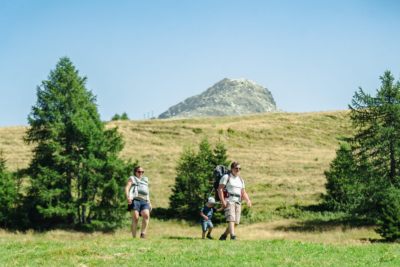 Giro ad anello Madesimo, Motta, Lago Azzurro, Alpe Groppera, Alpe Pianello