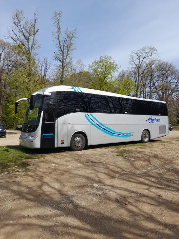 bus grande Albiniano