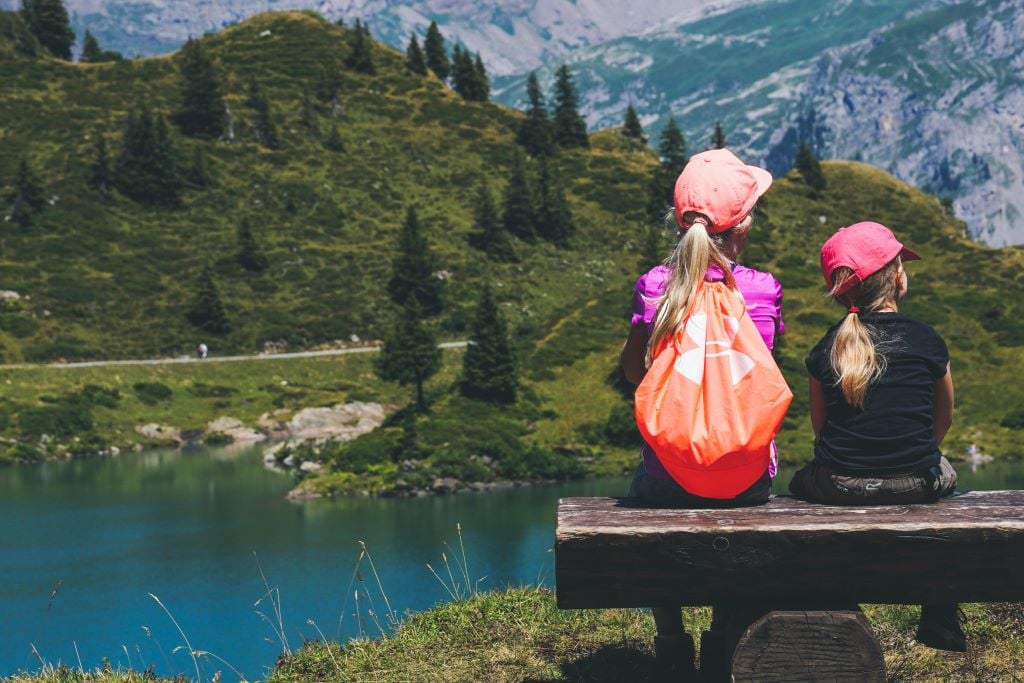 Bambini in montagna per i summer camp