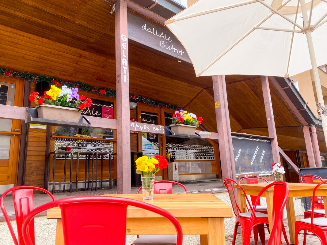 L'ingresso di DallAle Bistrot