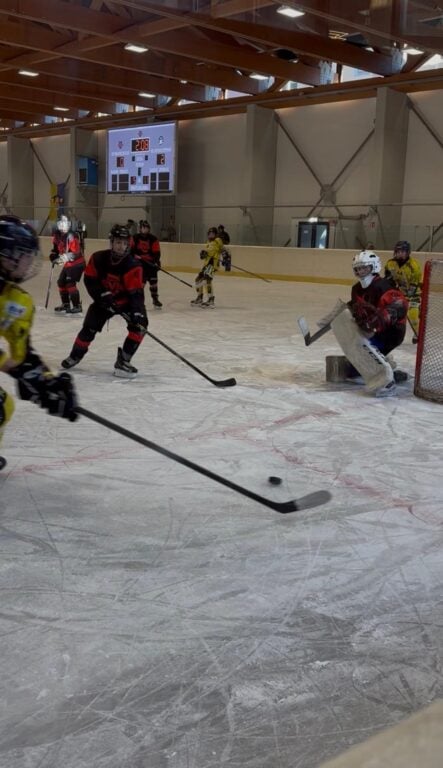 partita Hockey ice arena